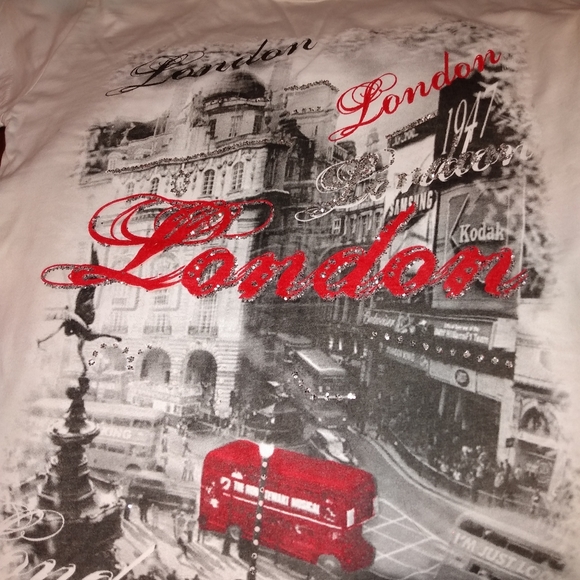 Women's medium /large  graphic tee and tank - Picture 8 of 14